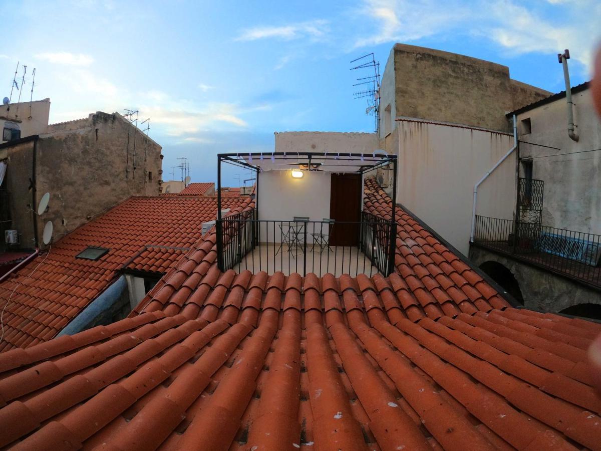 Gioeni 23 Apartment Чефалу Екстериор снимка