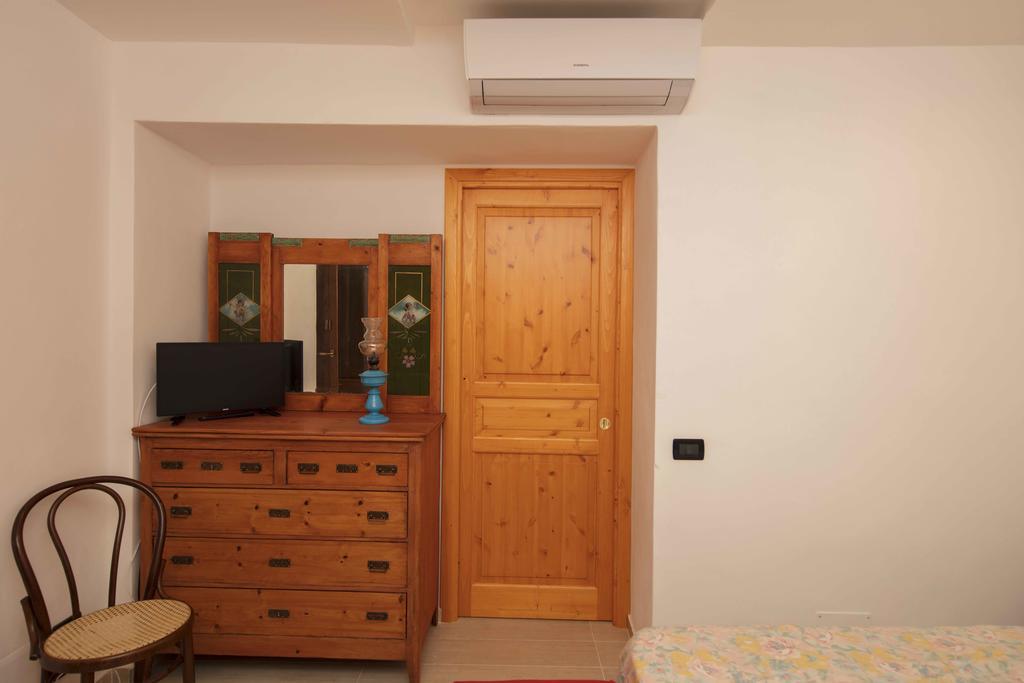 Gioeni 23 Apartment Чефалу Екстериор снимка